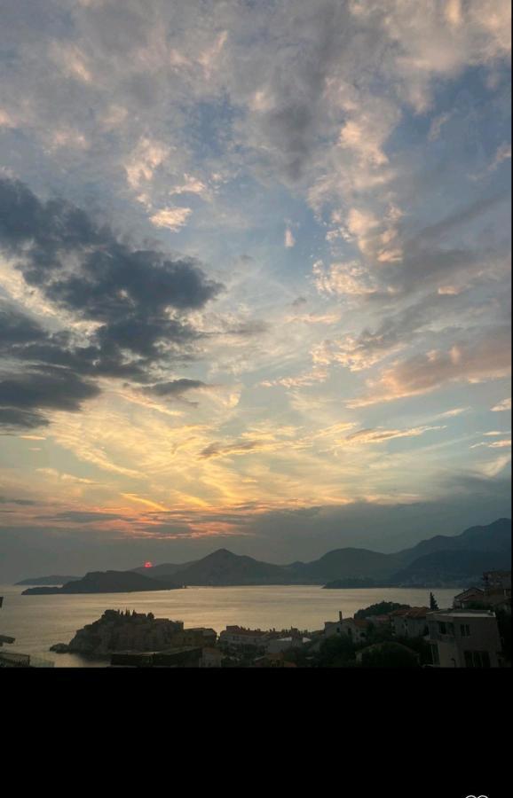 Apartments Aleksandar Sveti Stefan Exterior photo