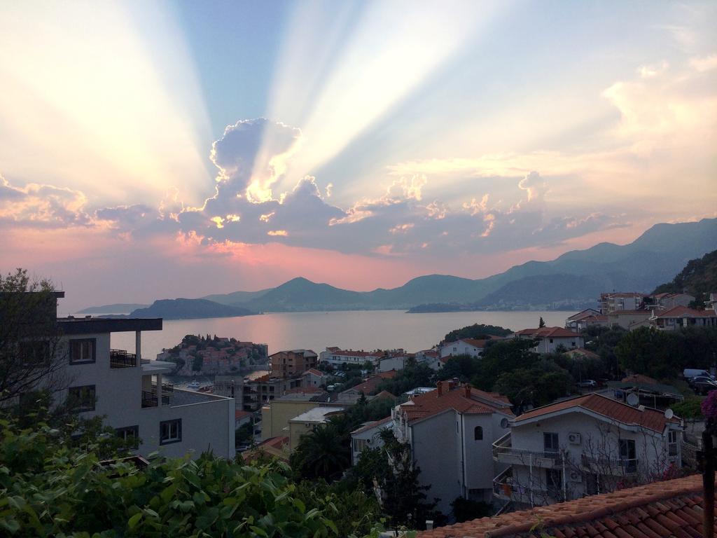 Apartments Aleksandar Sveti Stefan Exterior photo