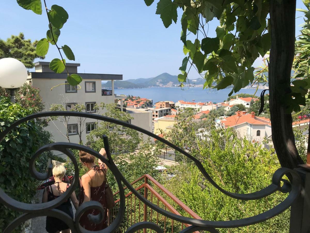 Apartments Aleksandar Sveti Stefan Exterior photo